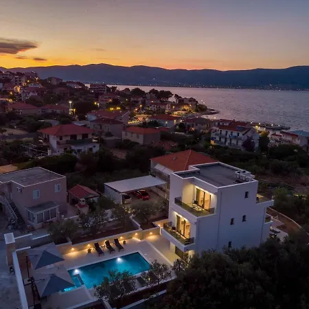 New! Lady Maris With Heated Private Pool, 5 En-suite Bedrooms, 70m From Villa *
